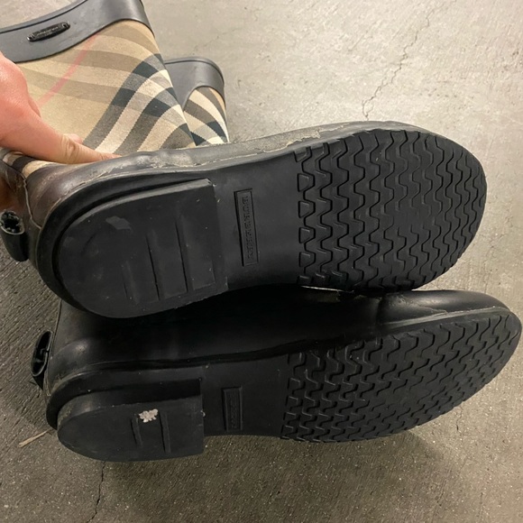 Burberry Rubber Rain Boots - Picture 3 of 10